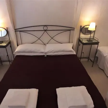 Wrh Trastevere Pensión